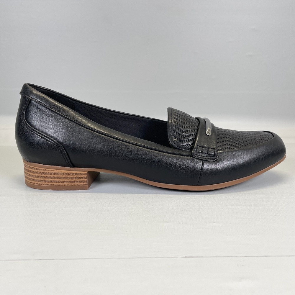 Clarks Juliet Aster Loafers Womens Size 9.5M Black Leather Slip On Comfort Shoes